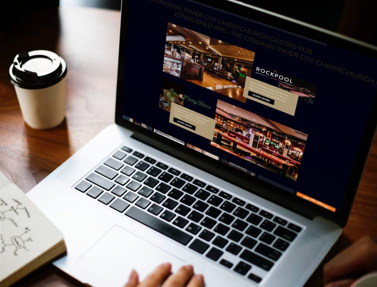 Person Booking on the Rockpool Website